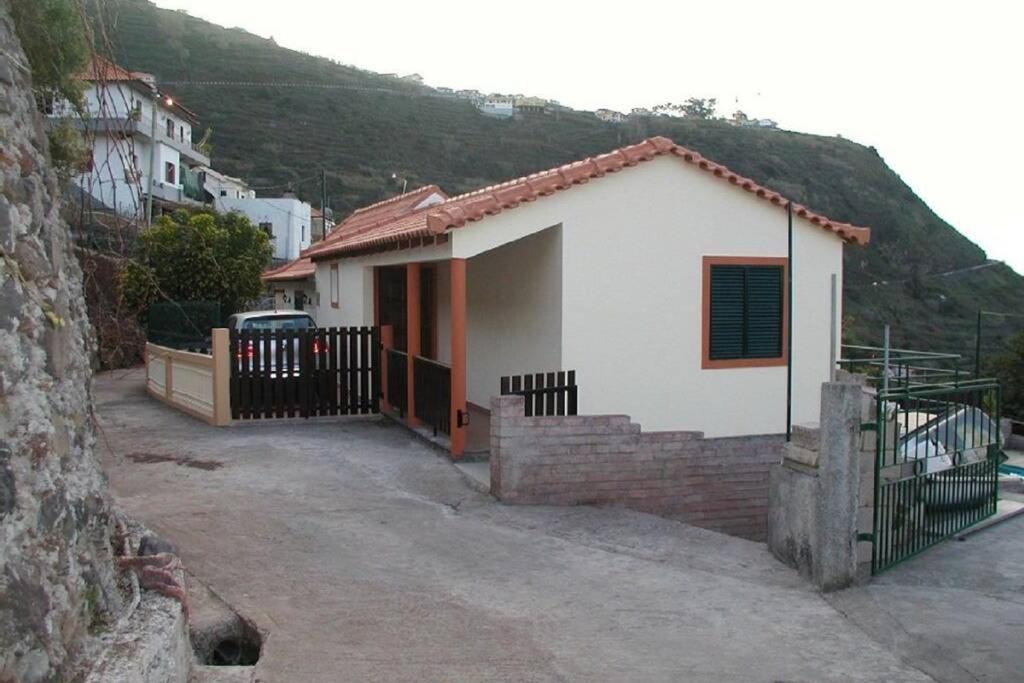 Casa Pedra Cottage Sea And Mountain Views Plus Pool Arco da Calheta  Exterior foto